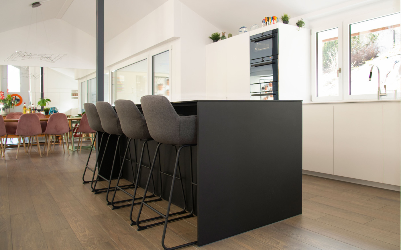 Sitzplatz vor K&uuml;che
